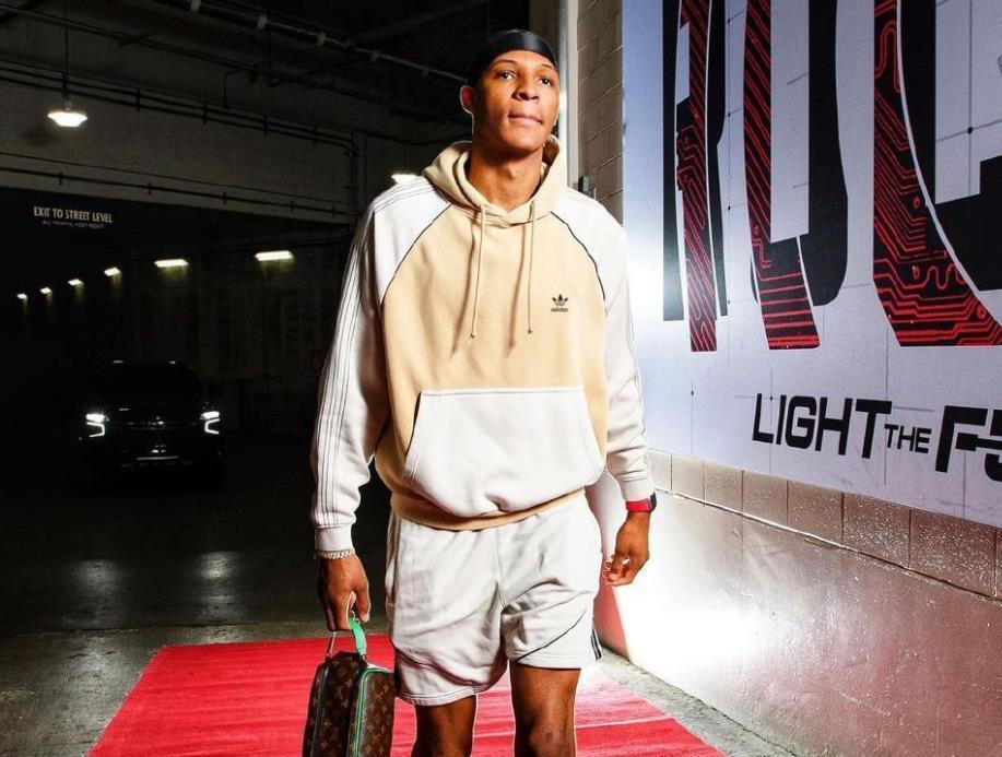 千万别把杜, 级巨星 千万别把杜, 级巨星